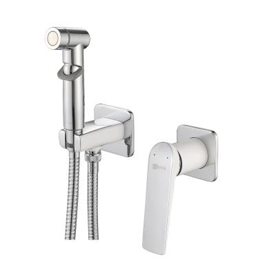 Смеситель Lemark Allegro LM5920CW с гигиеническим душем, встраиваемый Смеситель Lemark Allegro LM5920CW с гигиеническим душем, встраиваемый