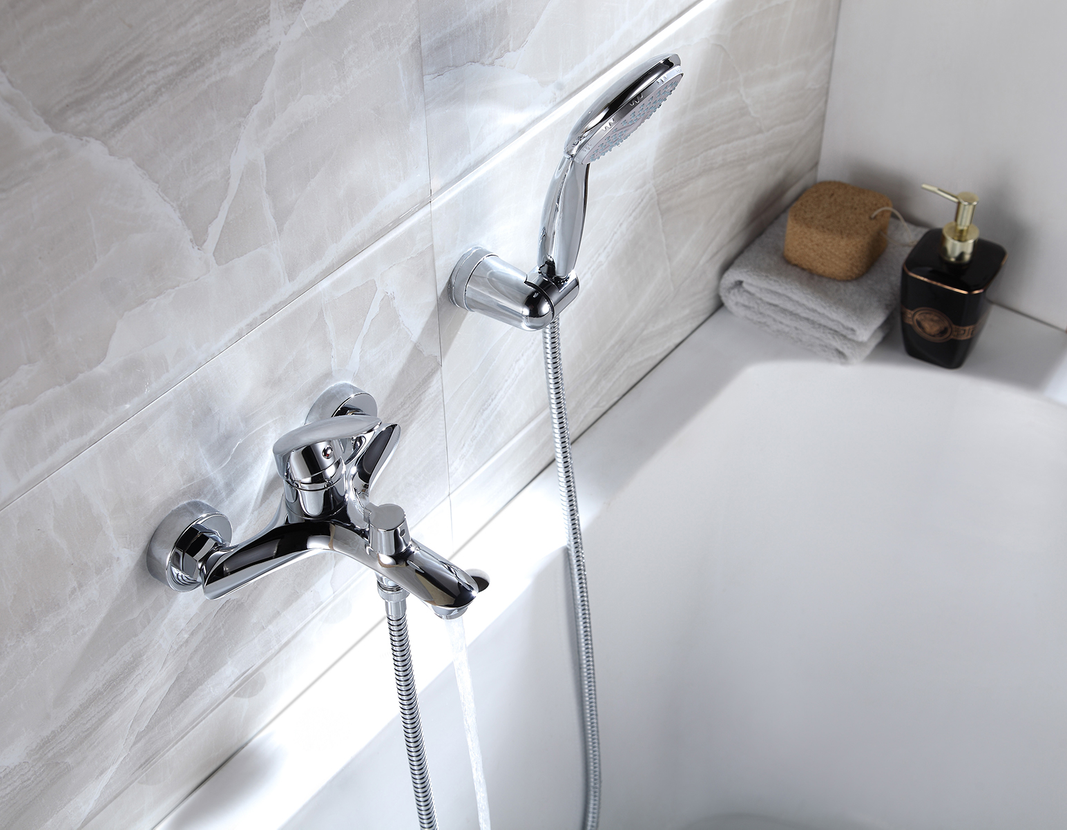 Смеситель Lemark Linara LM0414C для ванны