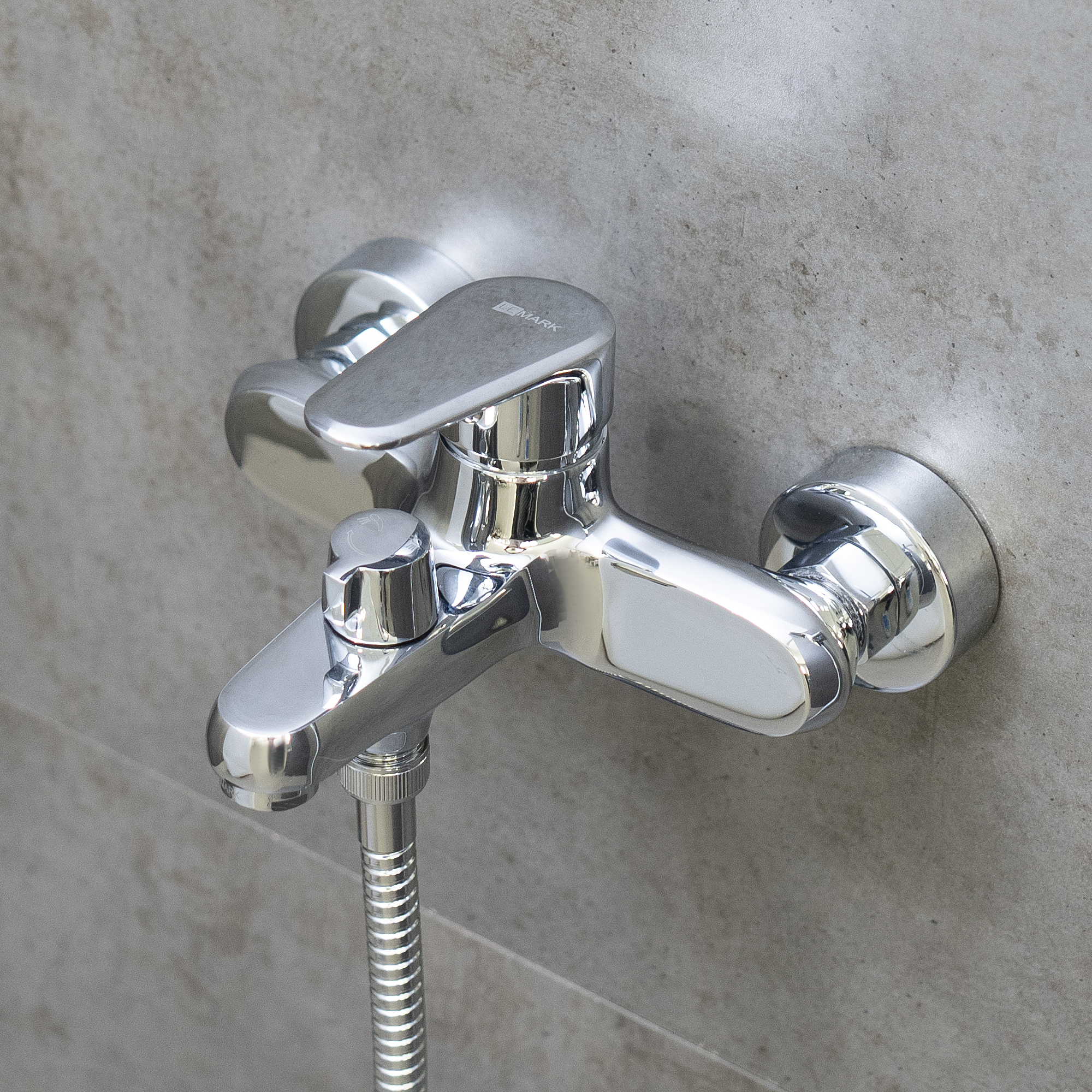 Смеситель Lemark Point LM0314C для ванны