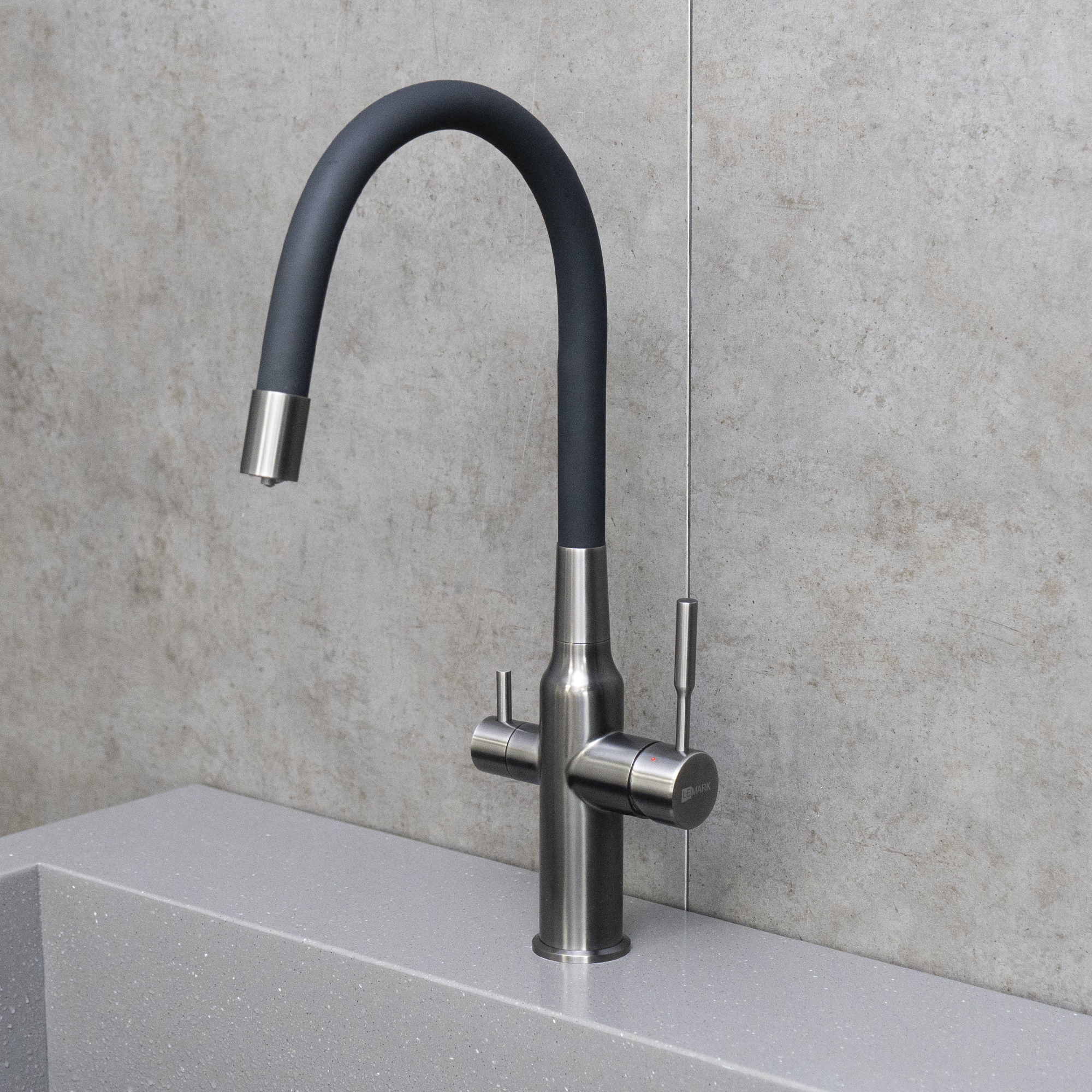 Смеситель Lemark Expert LM5083GMN-Black для кухни c гибким изливом, с подключением к фильтру с питьевой водой