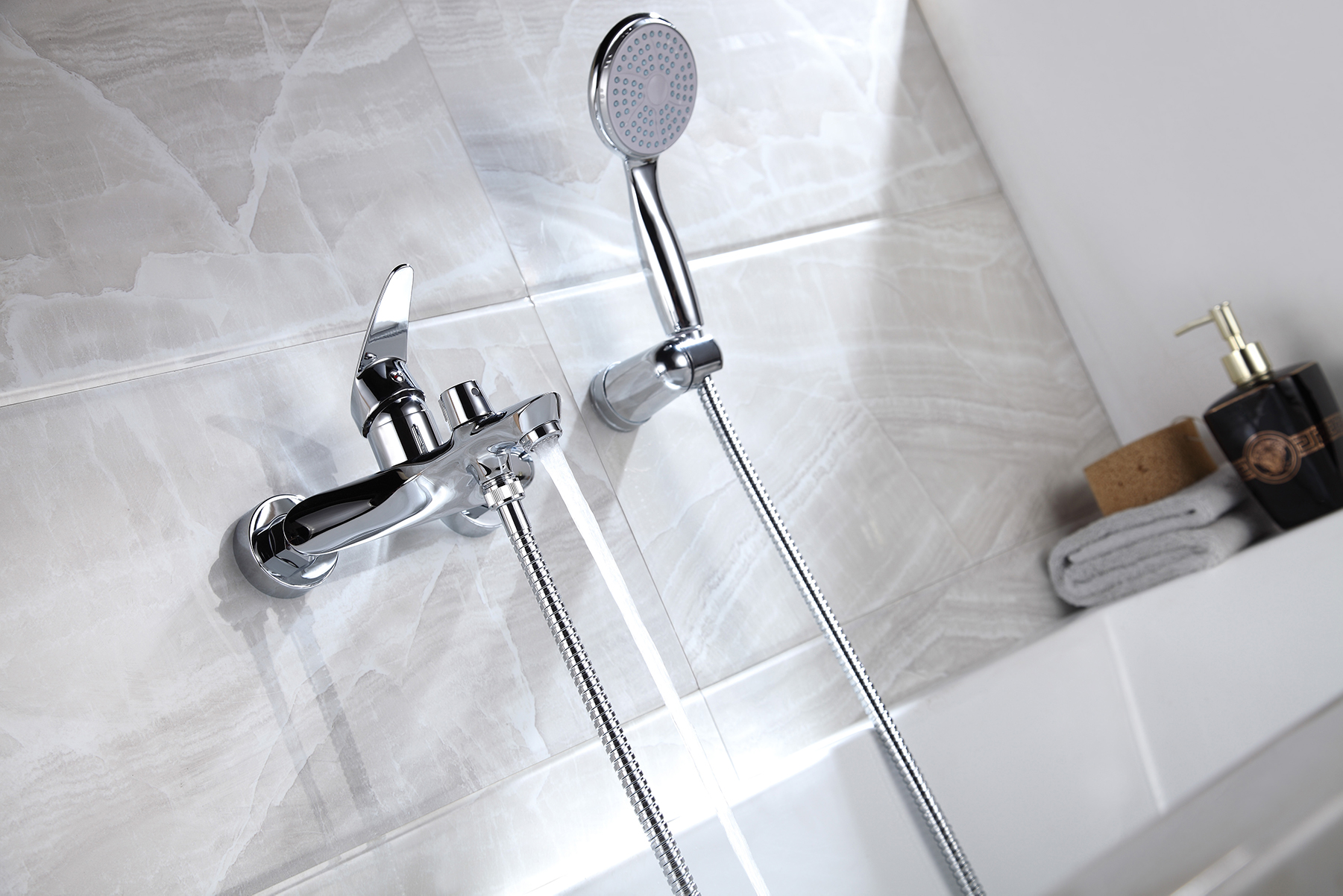Смеситель Lemark Linara LM0414C для ванны